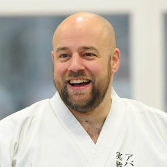 iain-abernethy karate instructor